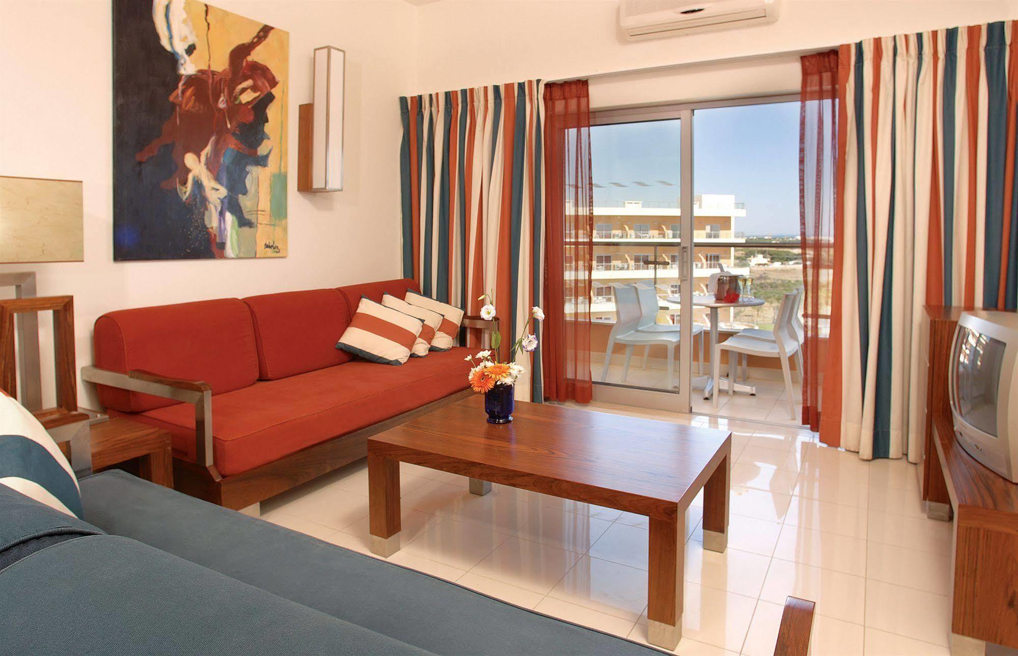 Hotel Apartamento Balaia Atlantico アルブフェイラ エクステリア 写真